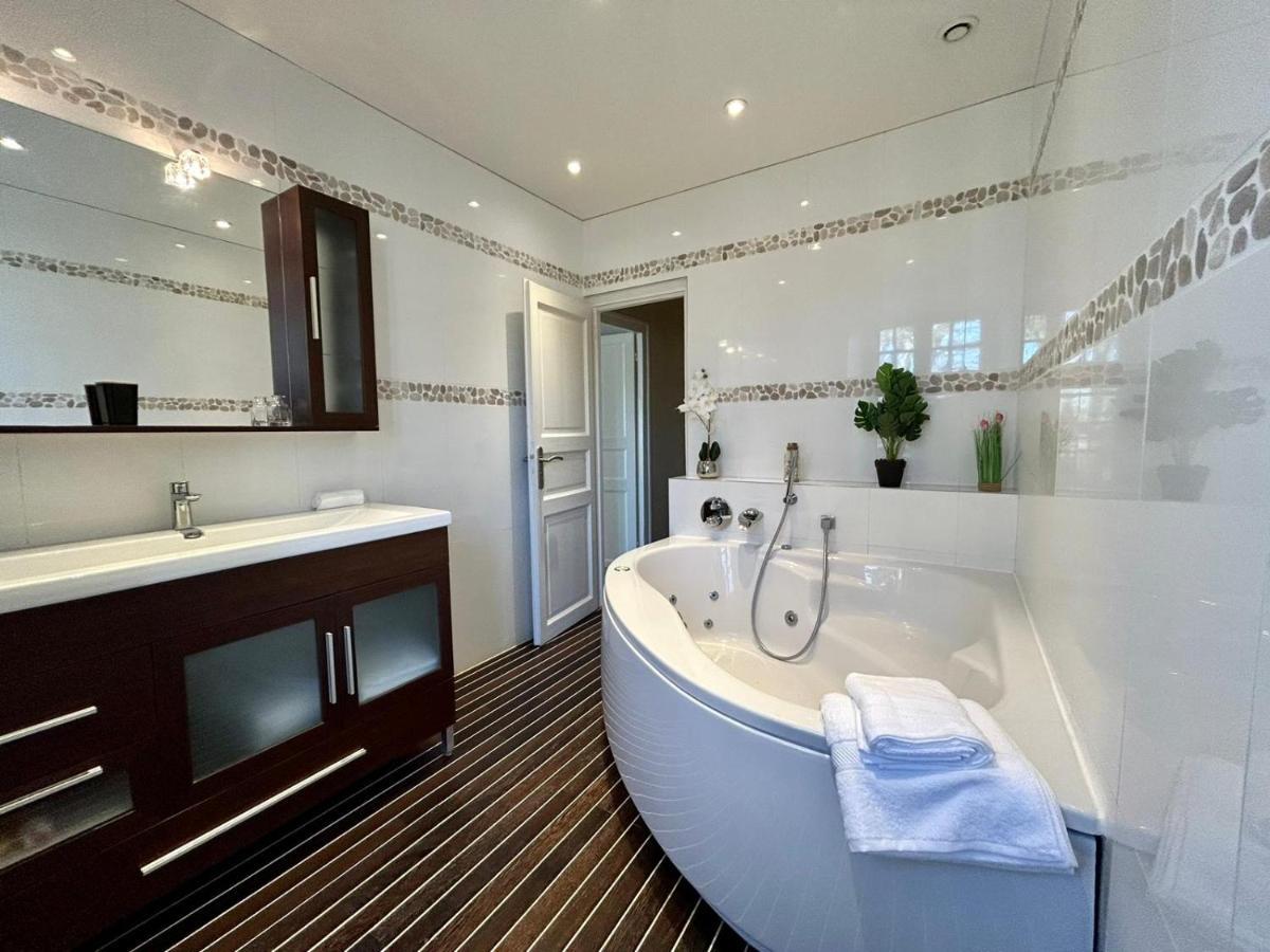 Le Domaine De Jade Apartment Chatillon-la-Borde Ngoại thất bức ảnh
